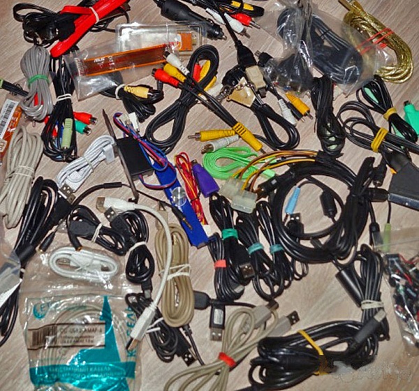 ПРОВОДА,ЗАРЯДКИ и прочее